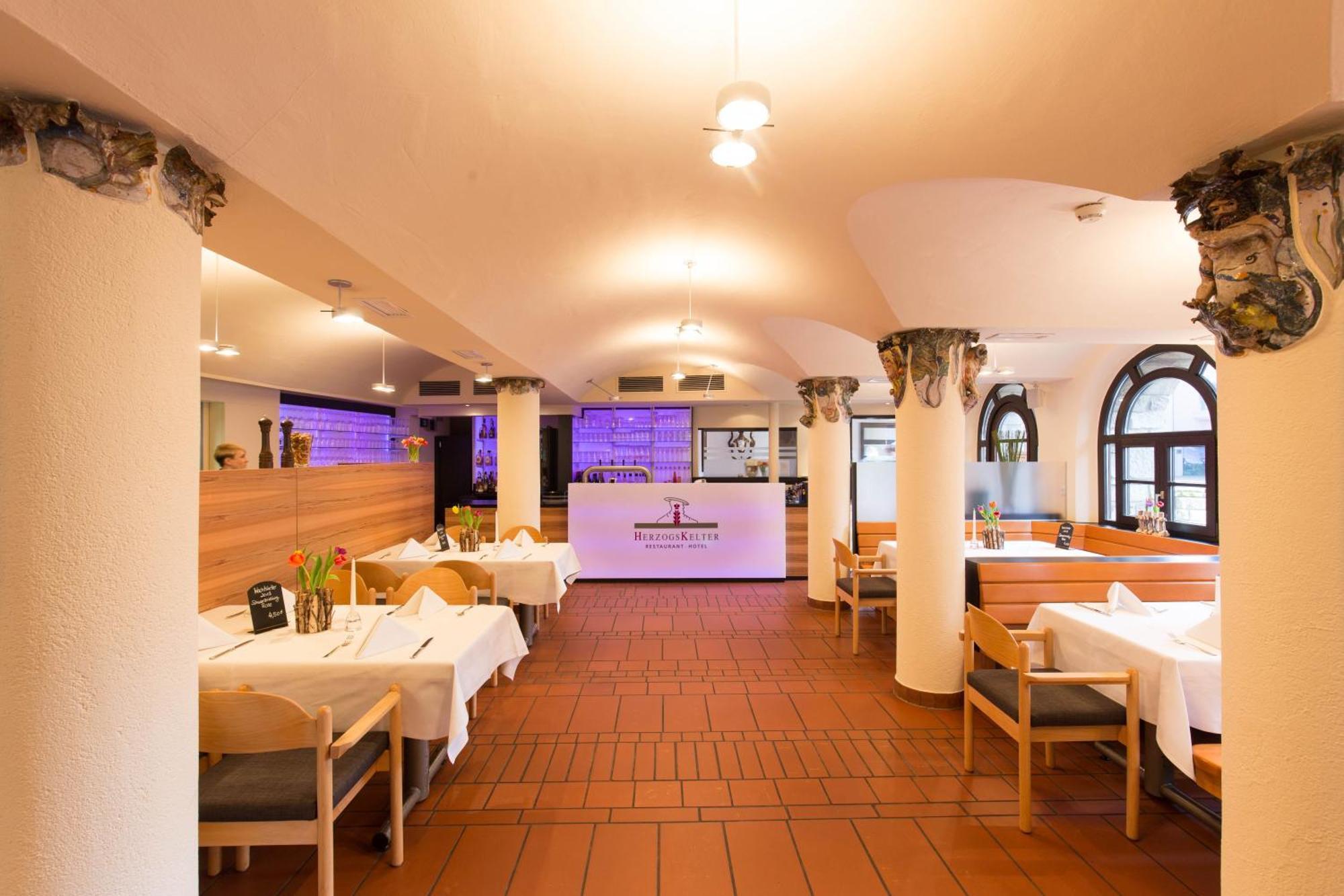 Herzogskelter Restaurant Hotel Güglingen Екстериор снимка